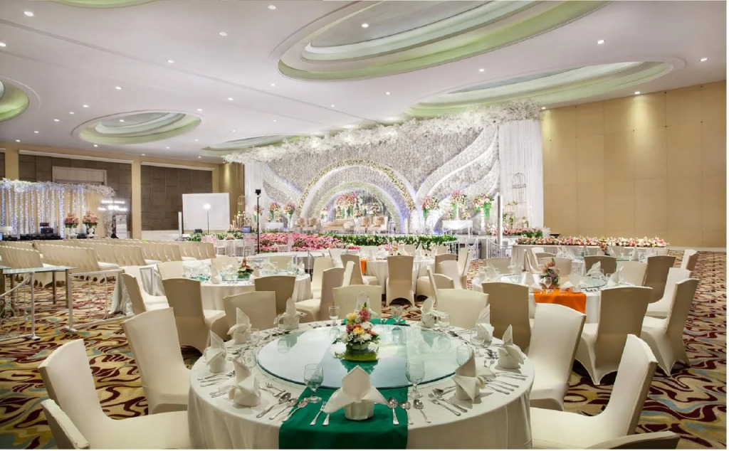 HARRIS Hotel & Convention Festival Citylink Bandung