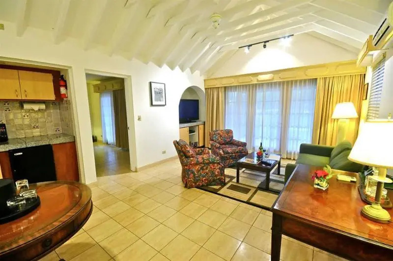 Fourways Inn