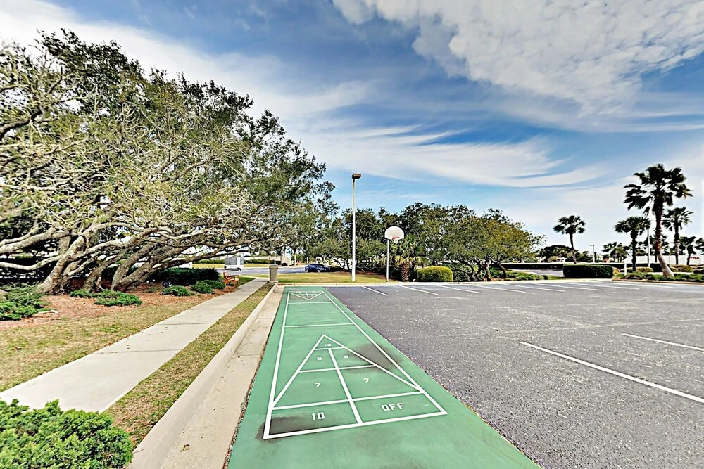 Updated Beachside #907 - 2 Br Condo