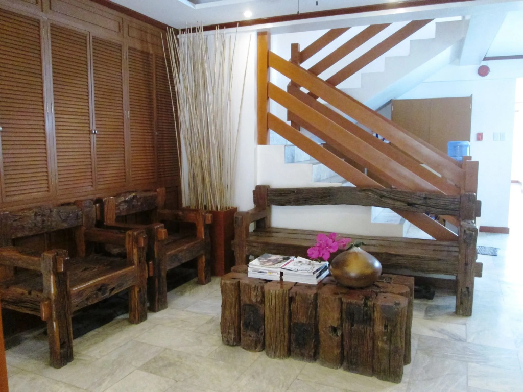 Abozza Resort