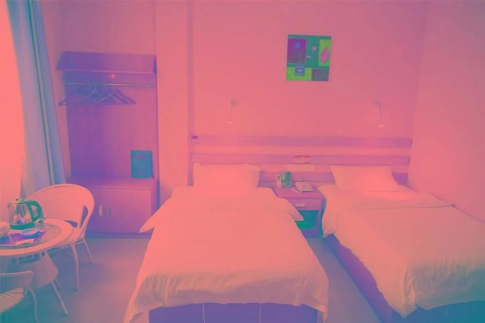 Yijia Motel