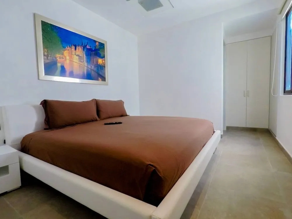 Brand New Two Br Penthouse With a Private Roof Patio! Totally Equipped