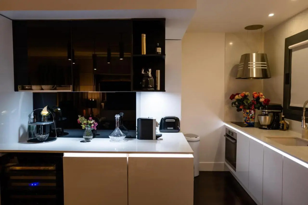 LUXURY FLAT WITH ROOFTOP TERRACE - Paris 18