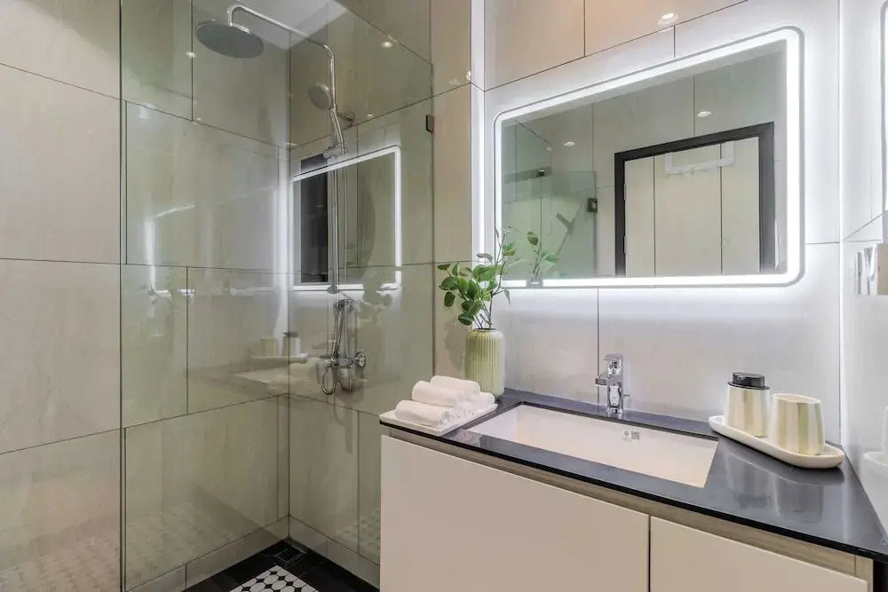 Brand new near Boat Avenue C250