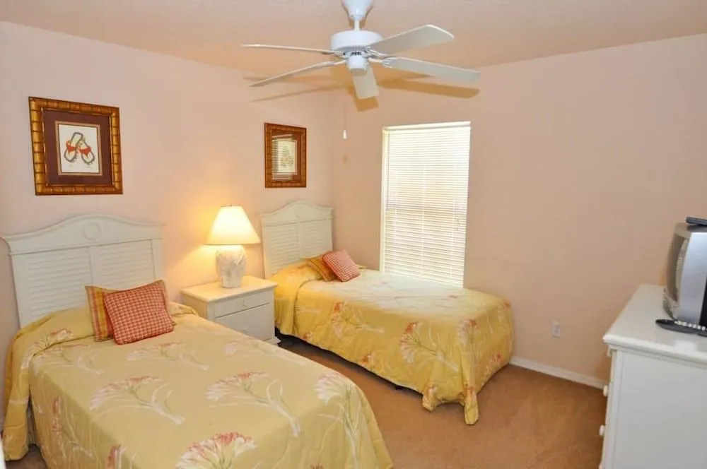 214 Sandy Ridge House 4 Bedroom by Florida Star