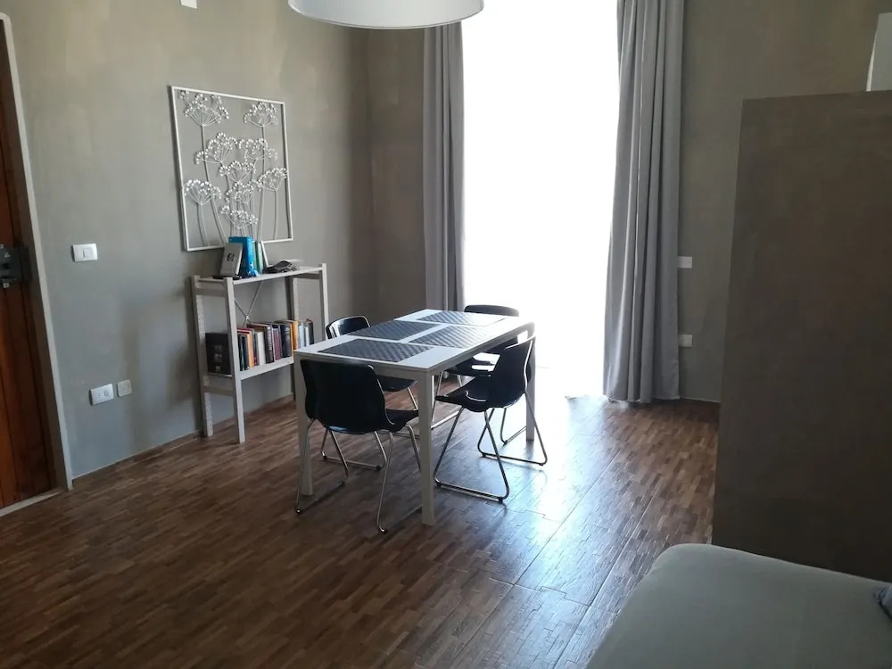 Ad Home