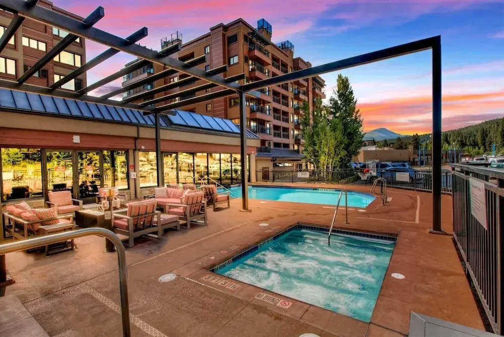 Ski-in, Ski-out 1 Bedroom at Peak 9 Near Main Street