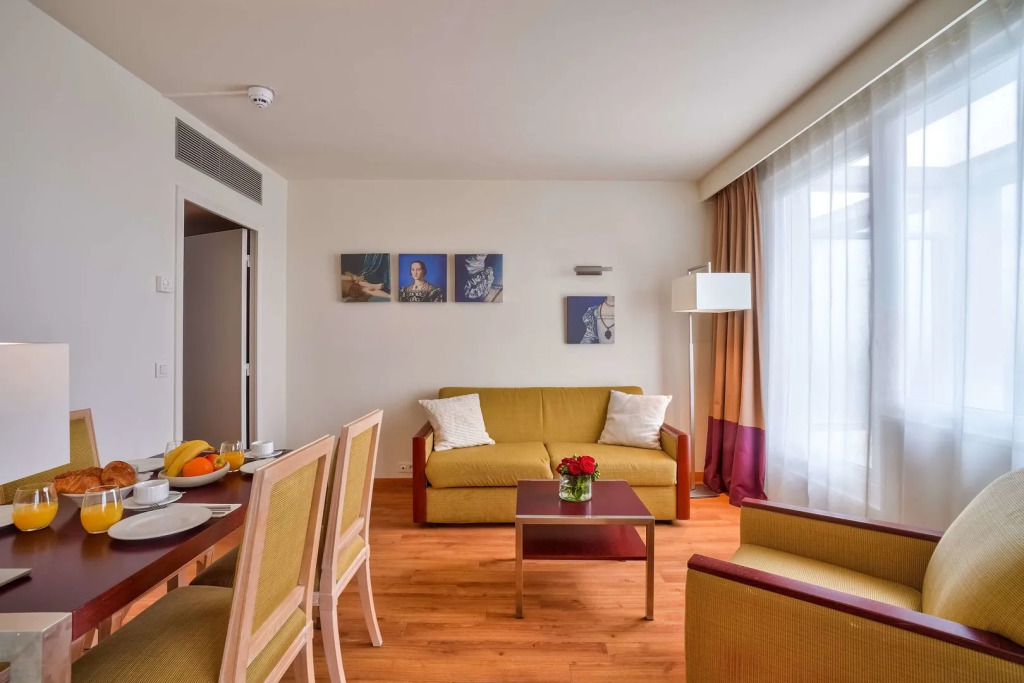 Отель Clarion Paris CDG Airport