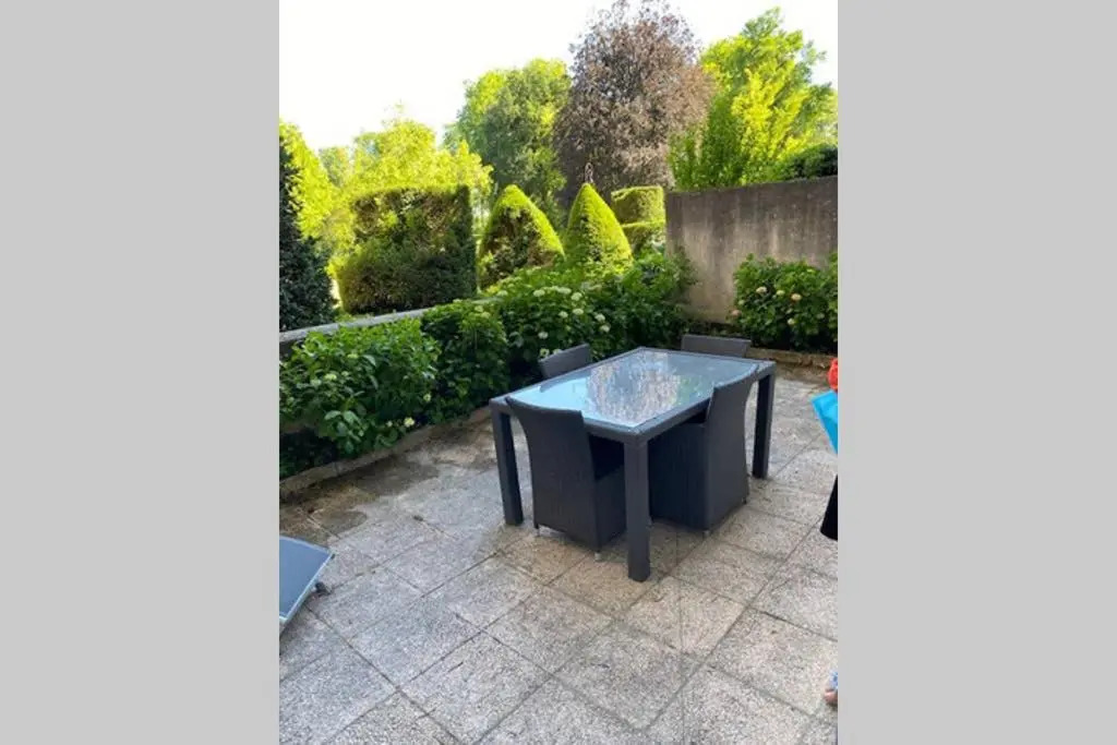 Appartement Meuble Classe 3*** Ideal Cure Thermale, Avec Terrasse De 30M2, Magnifique Vue