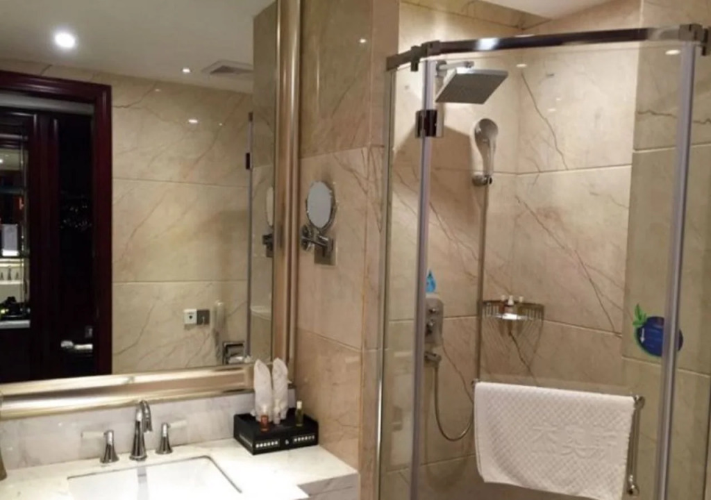 Taishan Jos Hotel