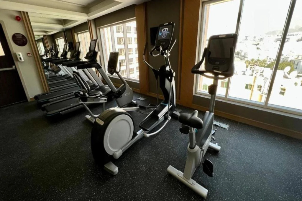 Отель Citadines Al Ghubrah Muscat