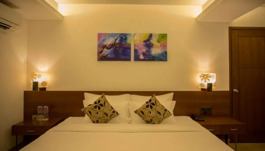 Silver Shell Hotel