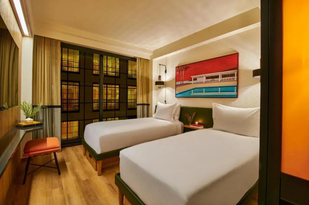 HOLLYWOOD VOLUME, a Tribute Portfolio Hotel