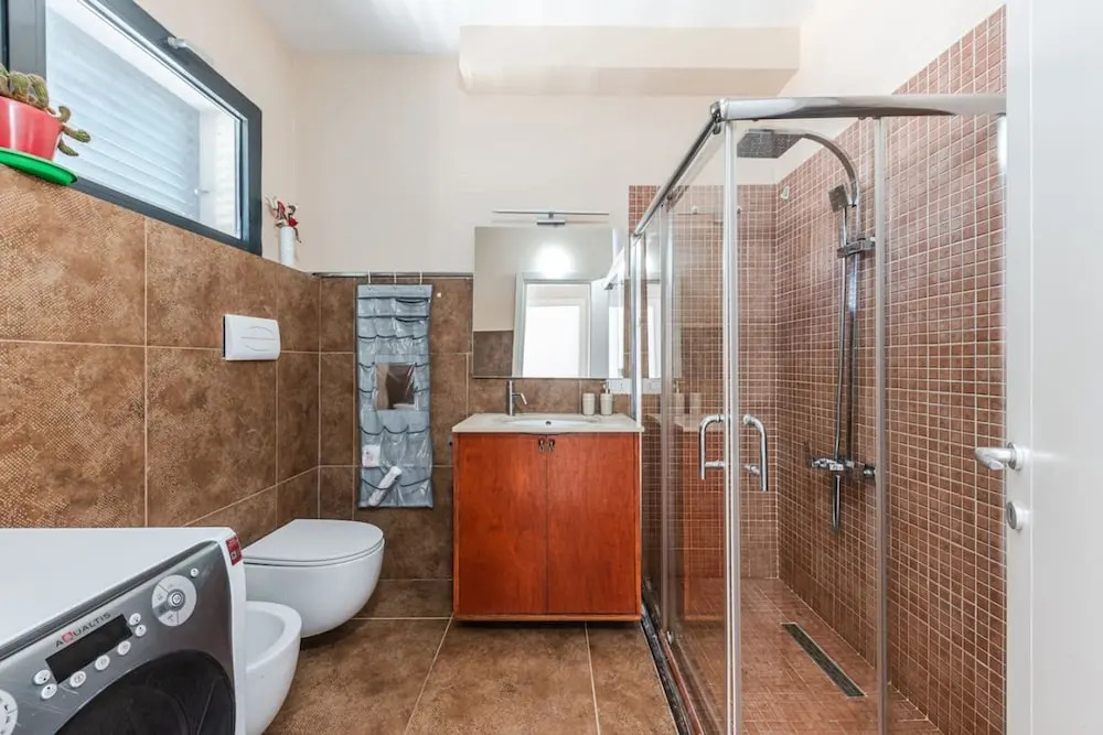 2-br Apartment Close to Radio Shkodra Roger That