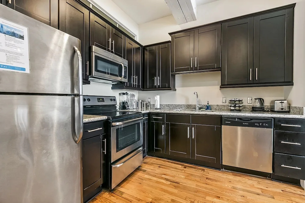 Modern Condos near French Quarter & Bourbon Street