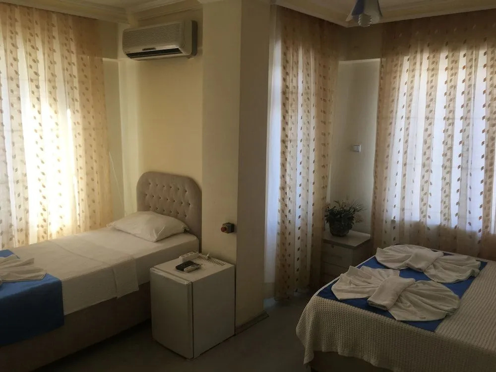 Konyaaltı HOTEL