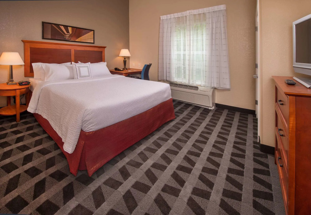 TownePlace Suites by Marriott Clinton at Joint Base Andrews
