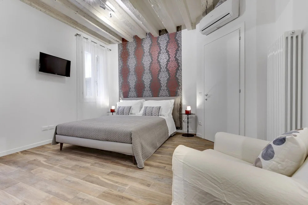 Laguna Luxury 2 by Wonderful Italy