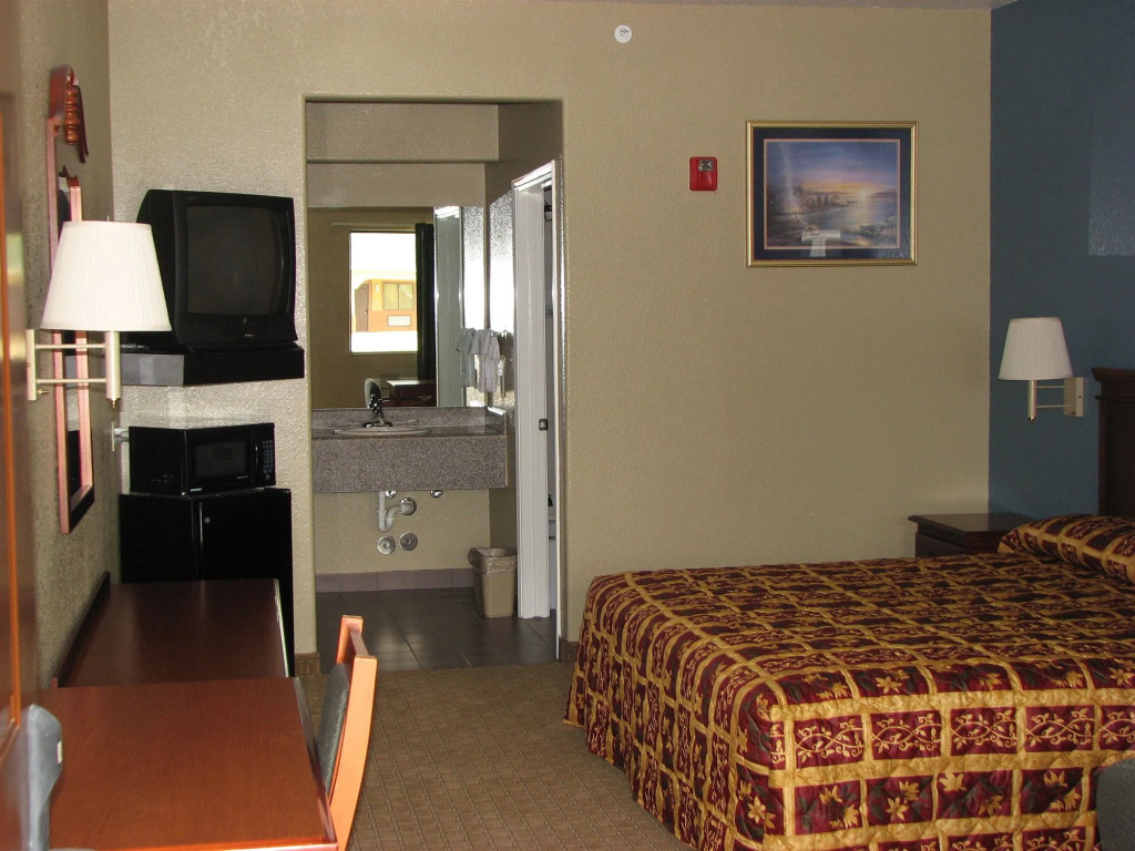 Budget Inn