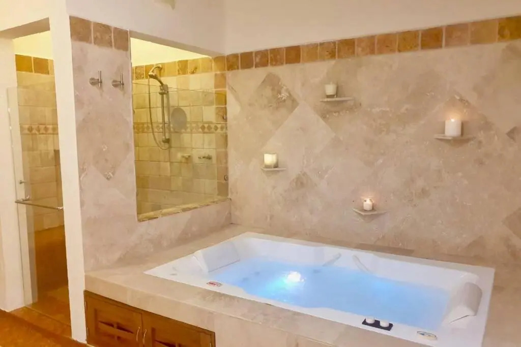 Casa Alexandra 4BR -10min 5ta y Playas! SLEEPS 11