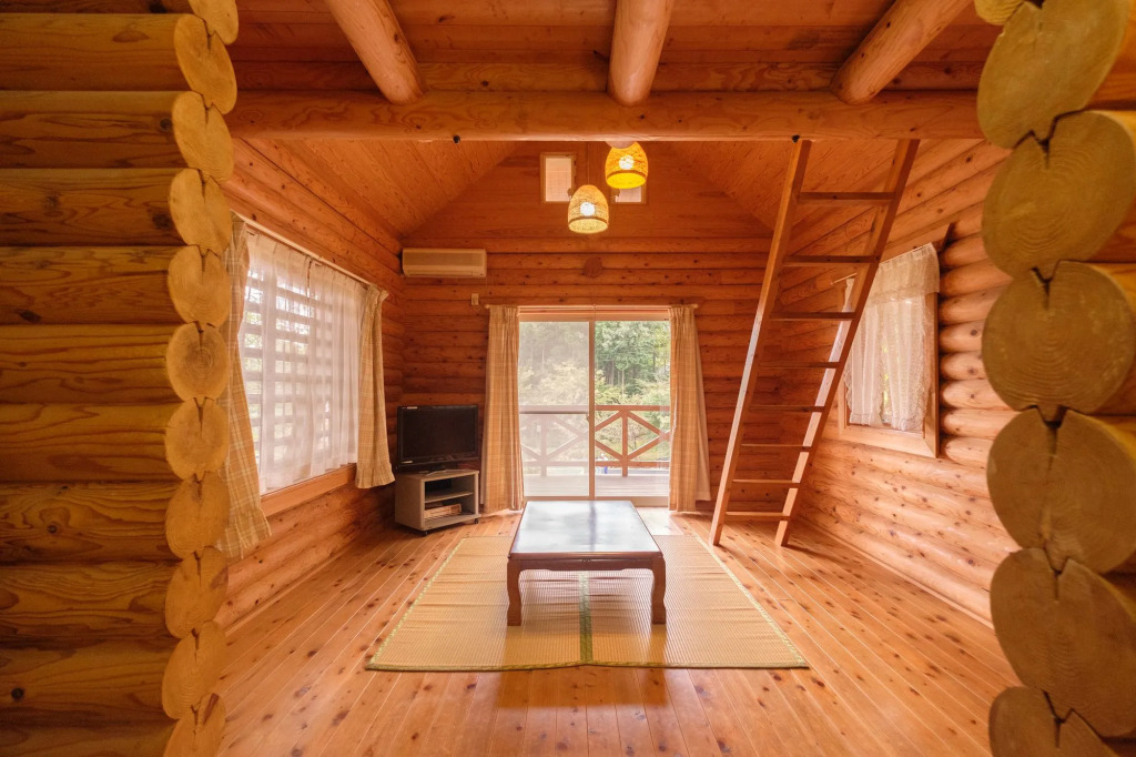 Log Cabin Kinoko No Sato