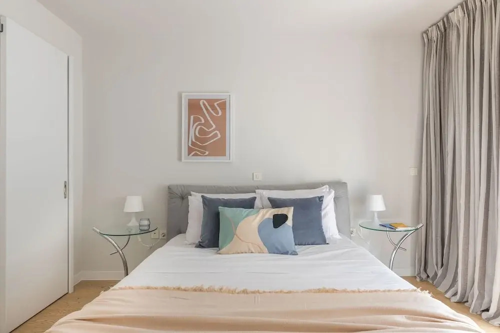 Elegant 2BR Apartment in Kolonaki