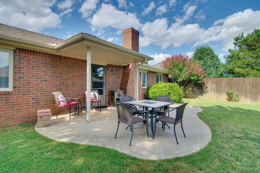 Lubbock Home w/ Deck & Yard - 8 Miles to Ttu!