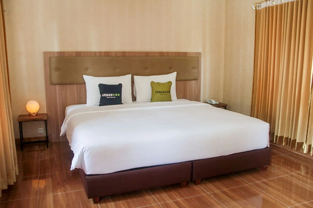 Urbanview Hotel Belitung Lodge Resto And Clube House