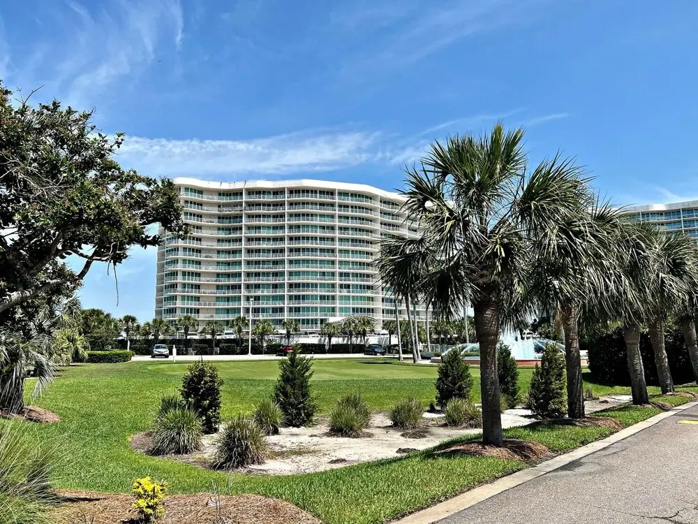 Caribe C-514 3 Bedroom Condo by RedAwning