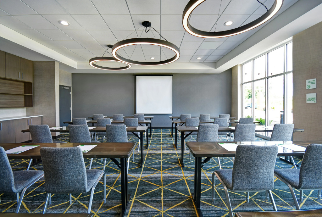 Holiday Inn Grand Rapids North - Walker by IHG