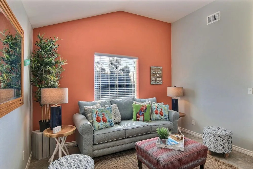 Seabbatical - 3 Br Home
