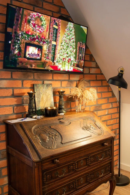 Długa 66 Attic