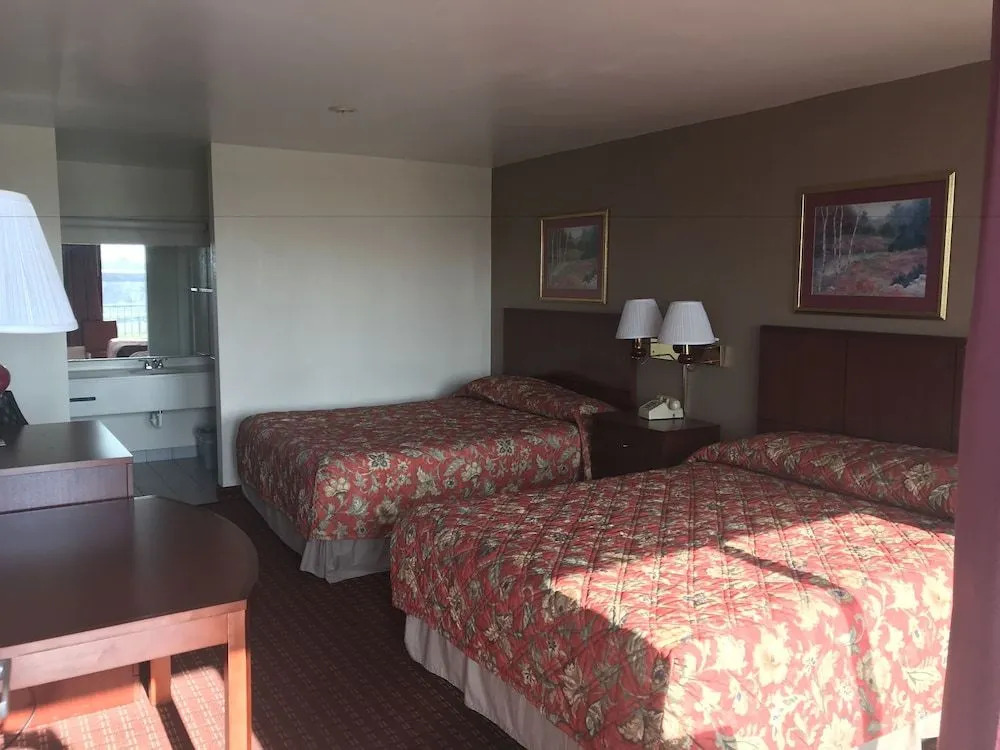Starway Inn