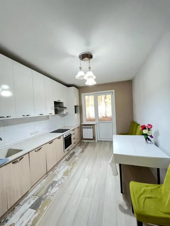 Tole bi Tay apartment 1 room near MEGA Alma Ata