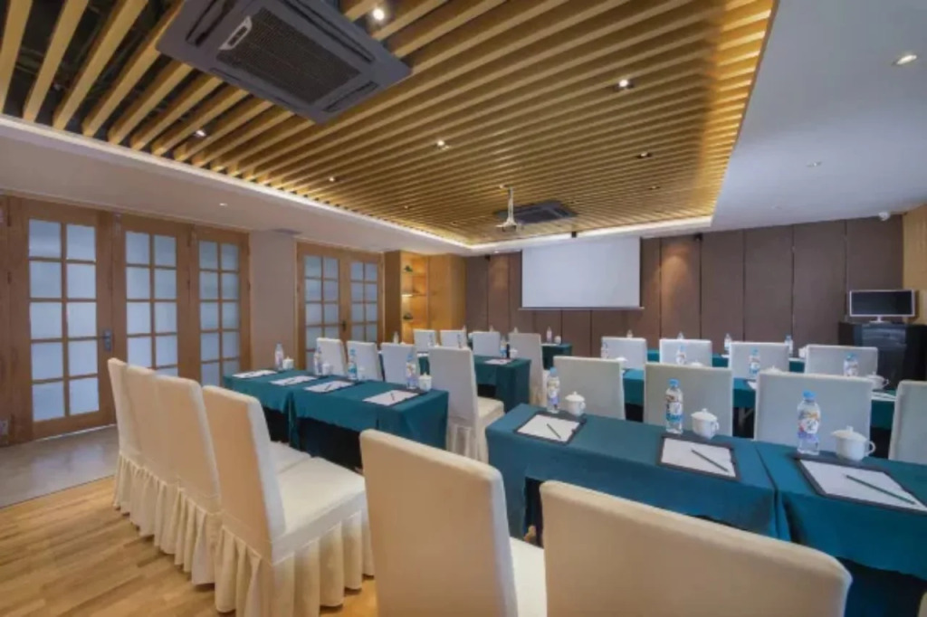 Manju Hotel (Wanda Plaza Branch of Xiangshan Passenger Transport Center)
