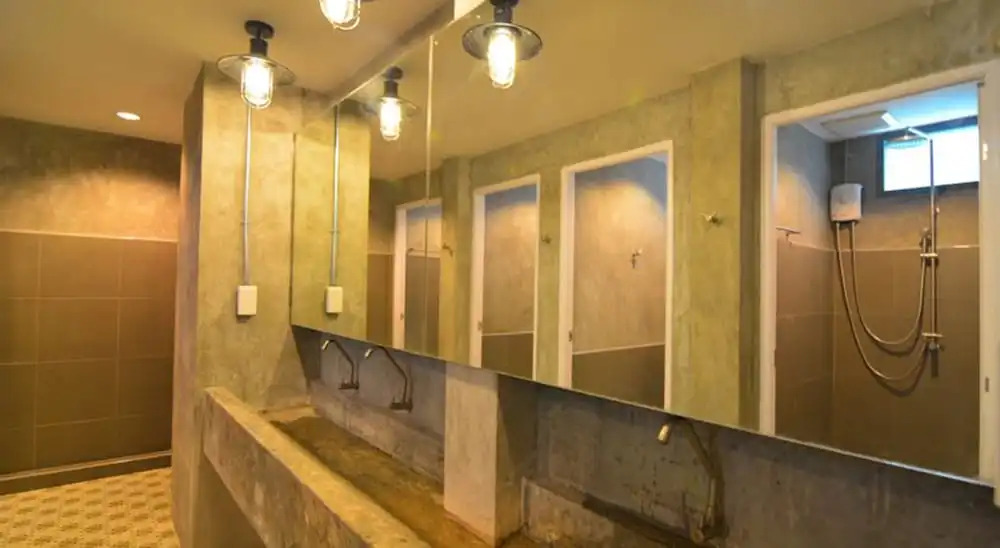 La Moon Hostel