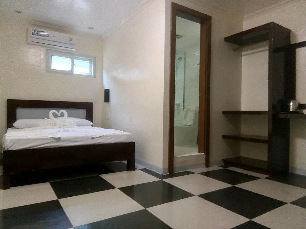 FAP Exzel Hotel and KTV Bar