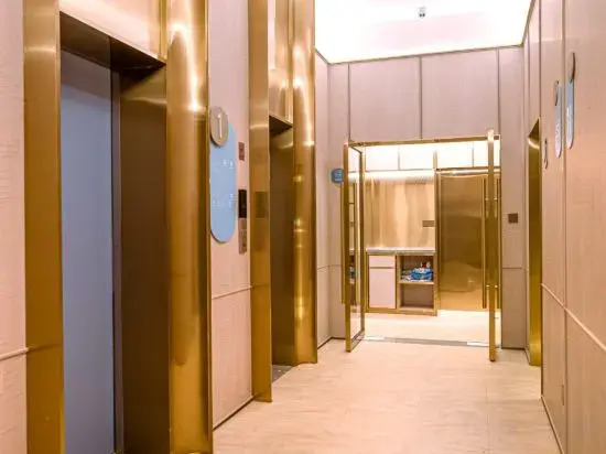 HanTing Hotel (Qianxi Station Jinjie Plaza)