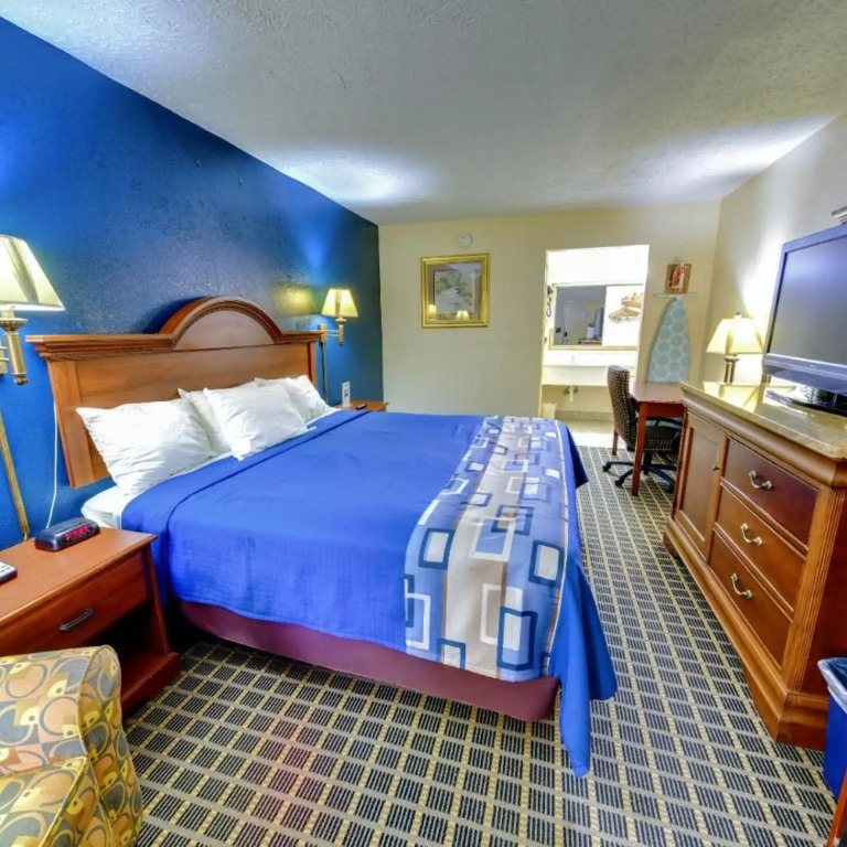 Dahlonega Mountain Inn