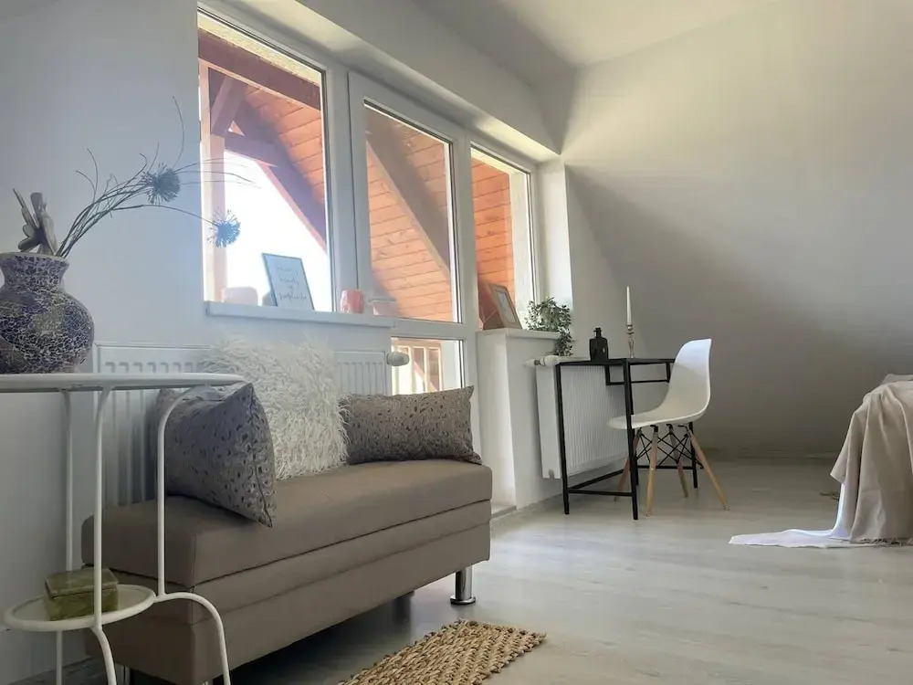 Cosy and Spacious 2 Bedroom House