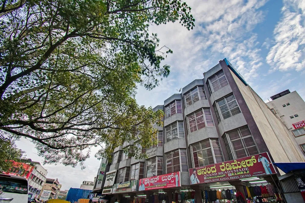 SPOT ON 48699 Hotel Pawan Sree Deluxe Lodge