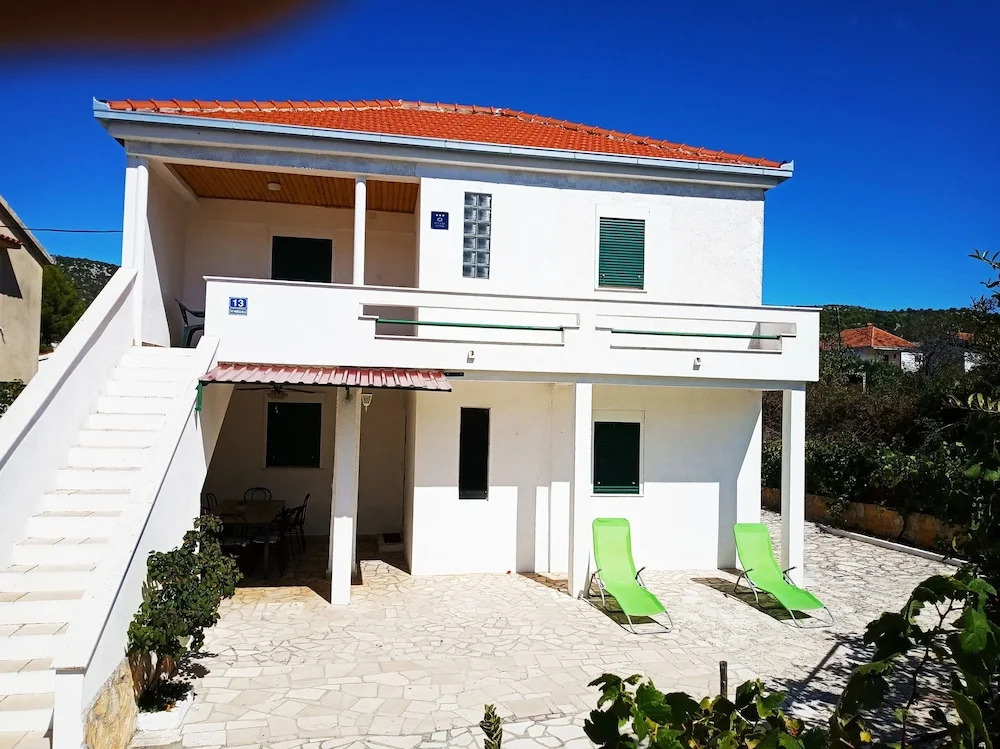 House Neven
