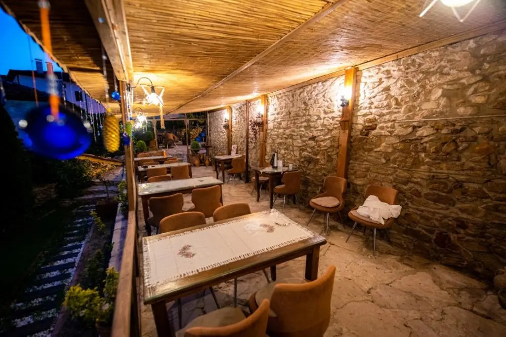 KÜRKÇÜ KONAK