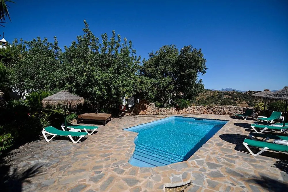 Villa El Almendro