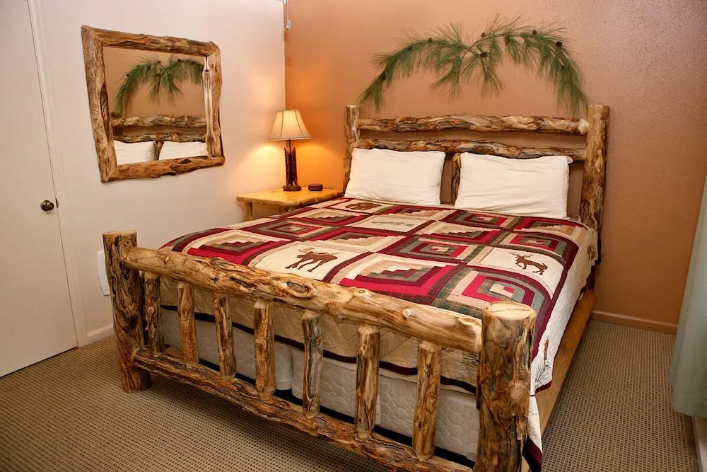 Fawn Valley Inn: 275