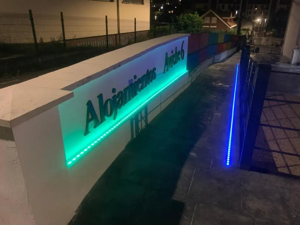 HOTEL Alojamientos Aviche 6