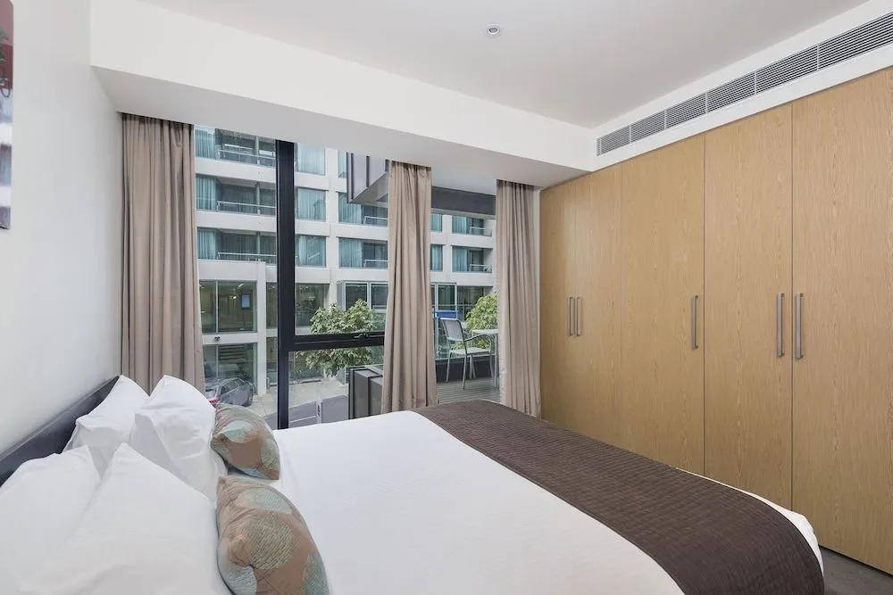 Edgewater 108
