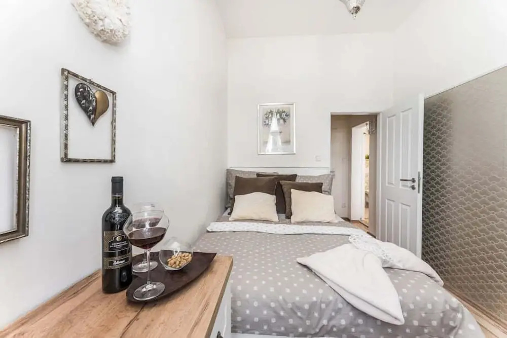 APT in Alb. nad Orlici by Michal&Friends
