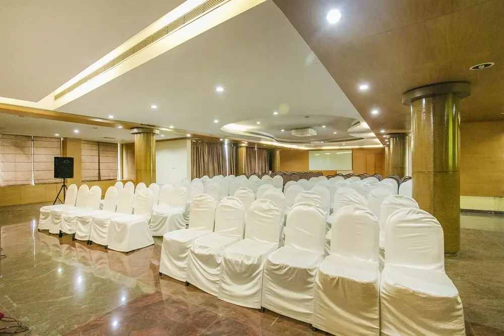 Hotel Comforts Suites