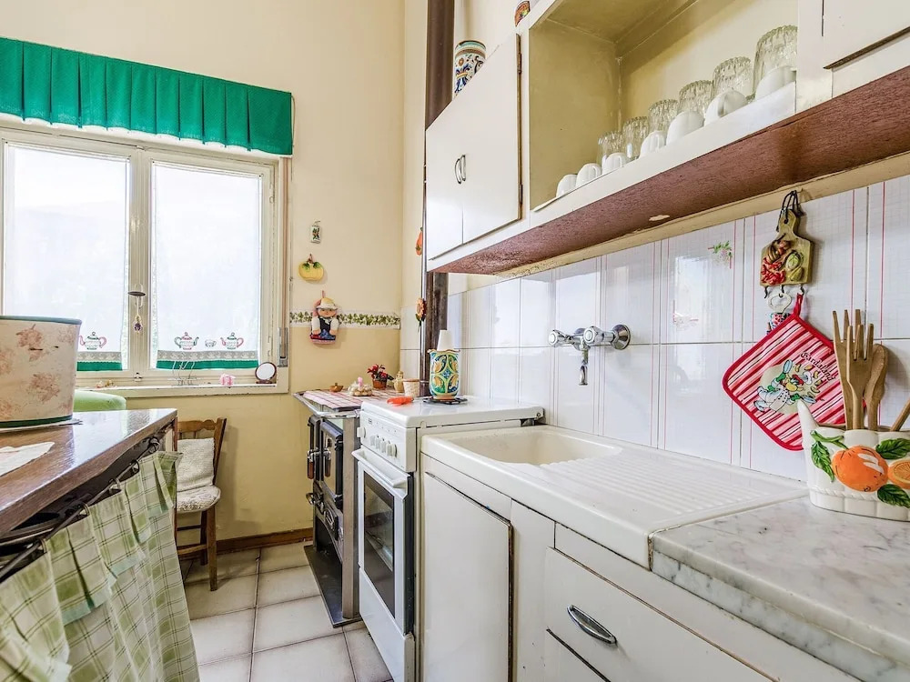 Traditional Holiday Home in Ragalna With Balcony